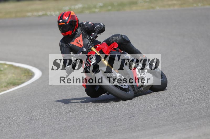 /37 09.08.2026  Pluess Motosport ADR/Freies Fahren/415